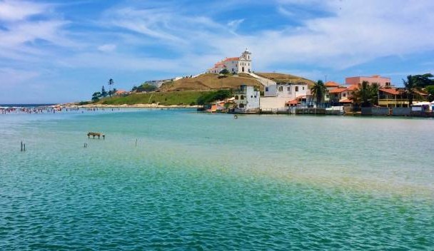 Vista da igreja de Nazareth desde o mar